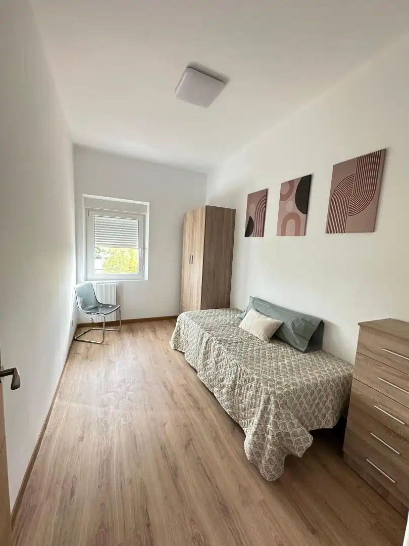 Wohnung zur Miete in Avenida Fernández Ladreda, 73, La Lastra Wohnung zur Miete in Avenida Fernández Ladreda, 73, La Lastra