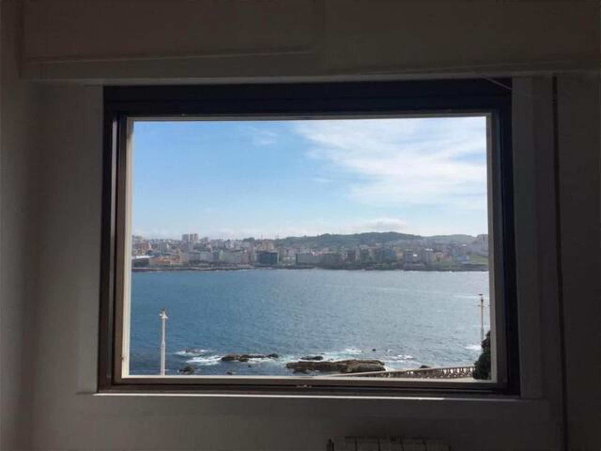Bedroom of Study to share in A Coruña Capital 