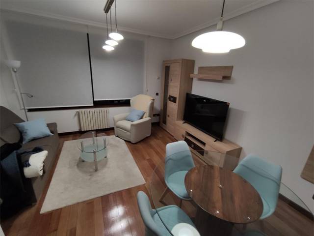 Piso en Alquiler en Calle de la Independencia, 5 en Parque San Francisco - Uría