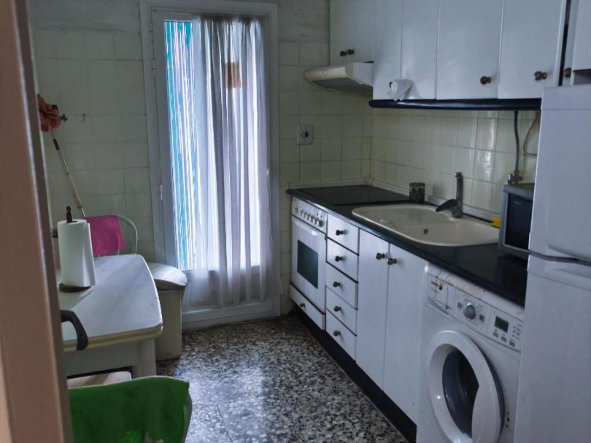 Cocina de Piso en venta en  Teruel Capital