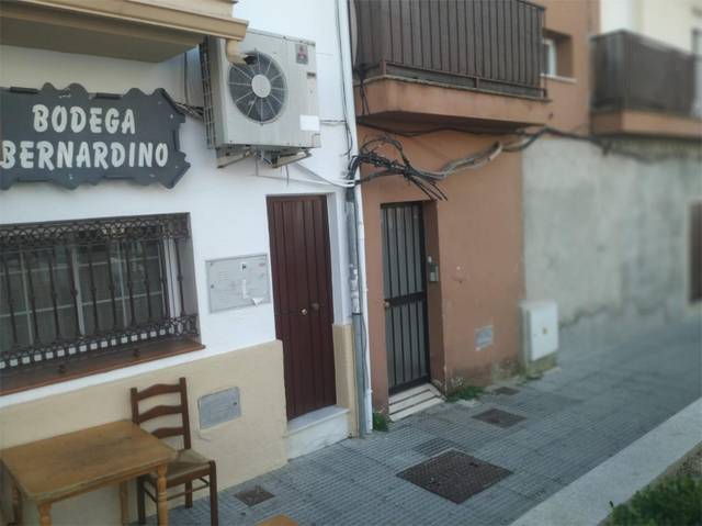 Local comercial en Venta en Calle la Fuente, 12 en Núcleo urbano