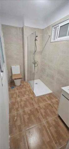 Local comercial en Alquiler en Los Tarahales - La Paterna