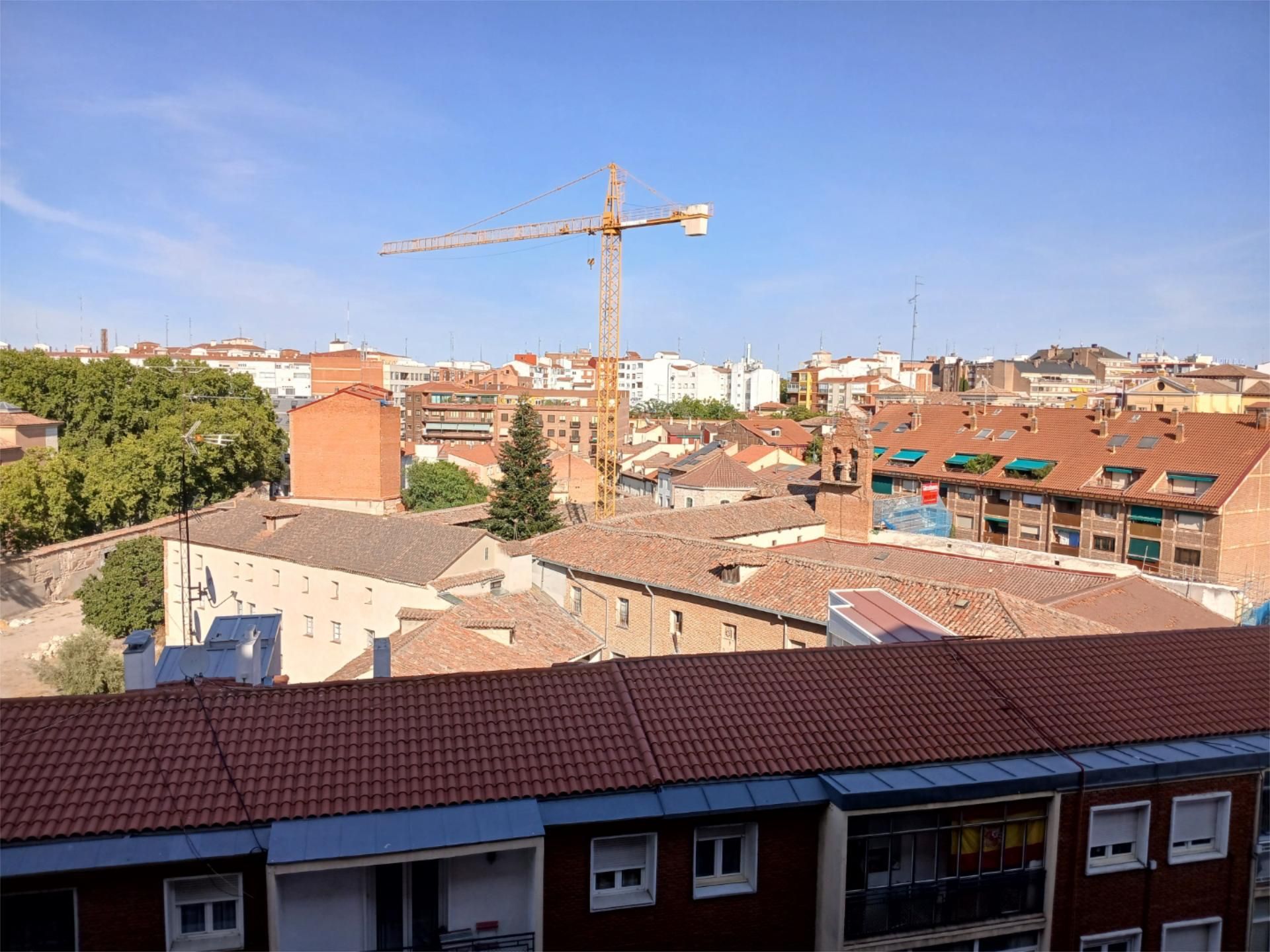 Vista exterior de Pis en venda en Valladolid Capital amb Balcó