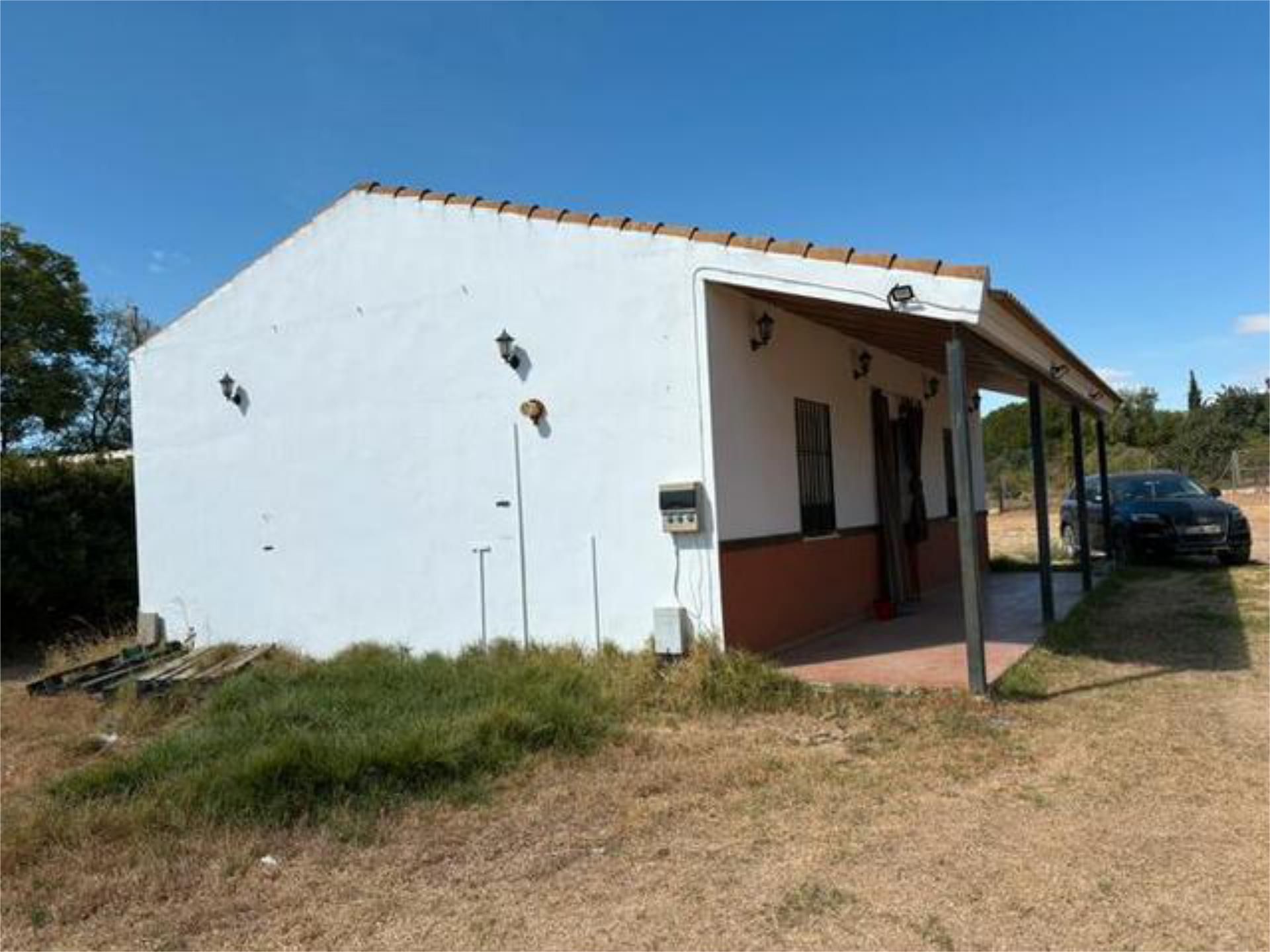 Exterior view of House or chalet to rent in Sanlúcar la Mayor  with Private garden, Terrace and Pets allowed