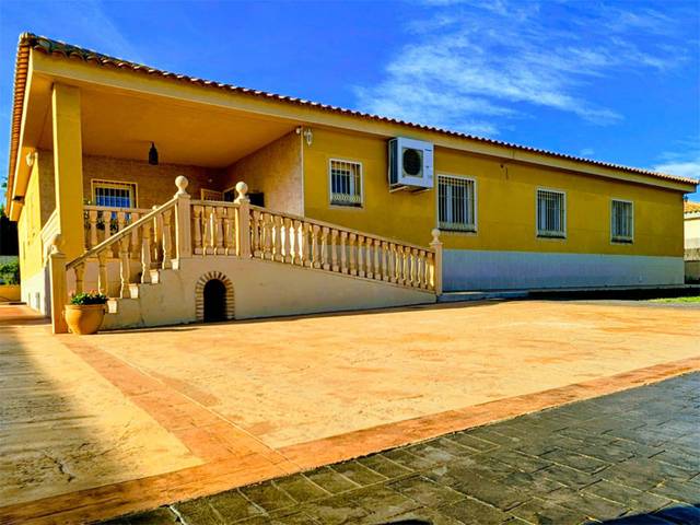 Casa-chalet en Venta en Calle Choisia, 5 en Cañada del Fenollar