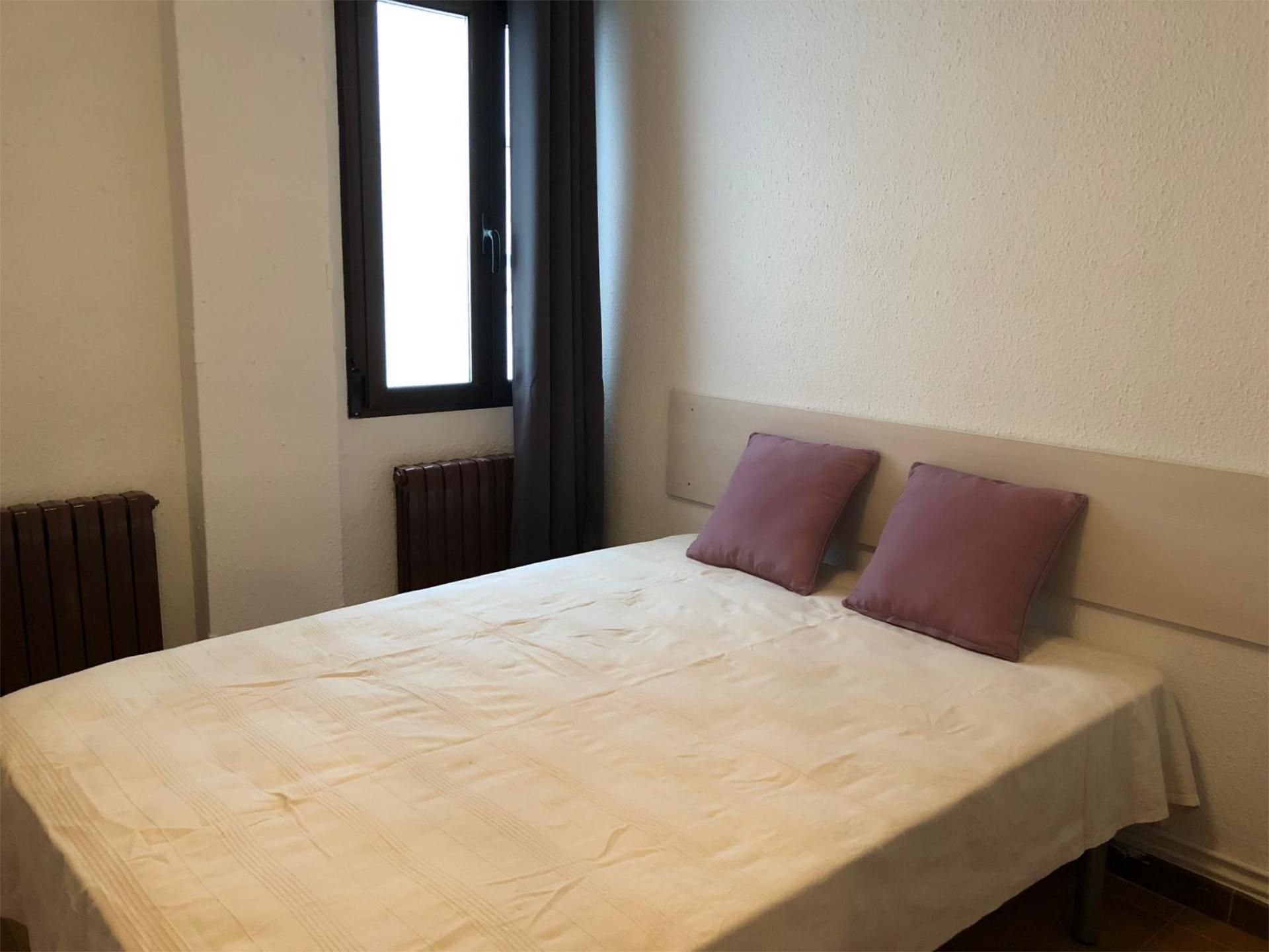 Dormitori de Pis en venda en  Zaragoza Capital amb Aire condicionat i Calefacció