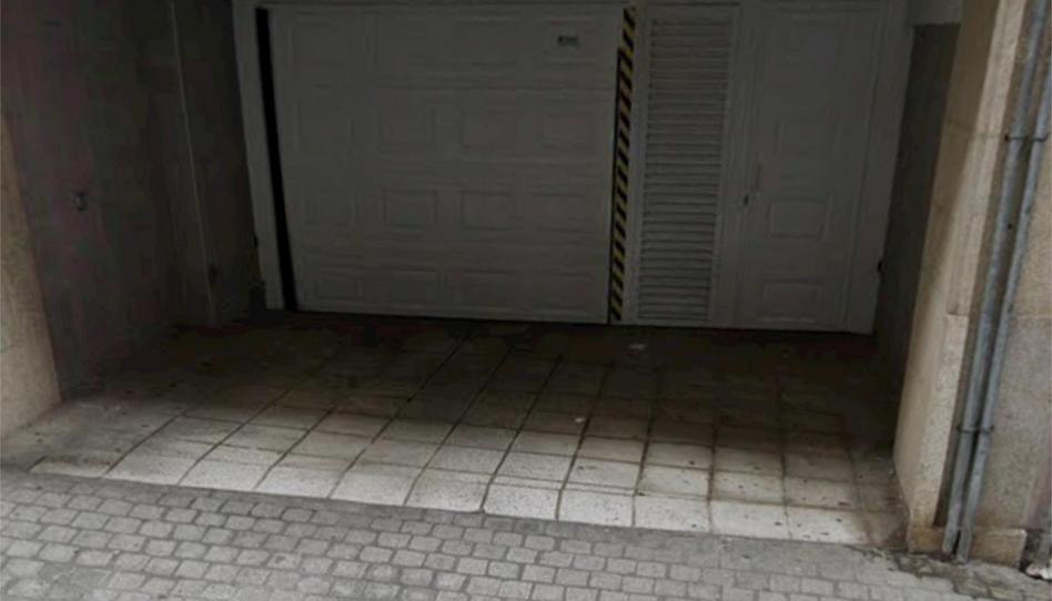Foto 1 de Garatge de lloguer a Rúa de María Berdiales, 20, Plaza España - Corte Inglés, Pontevedra