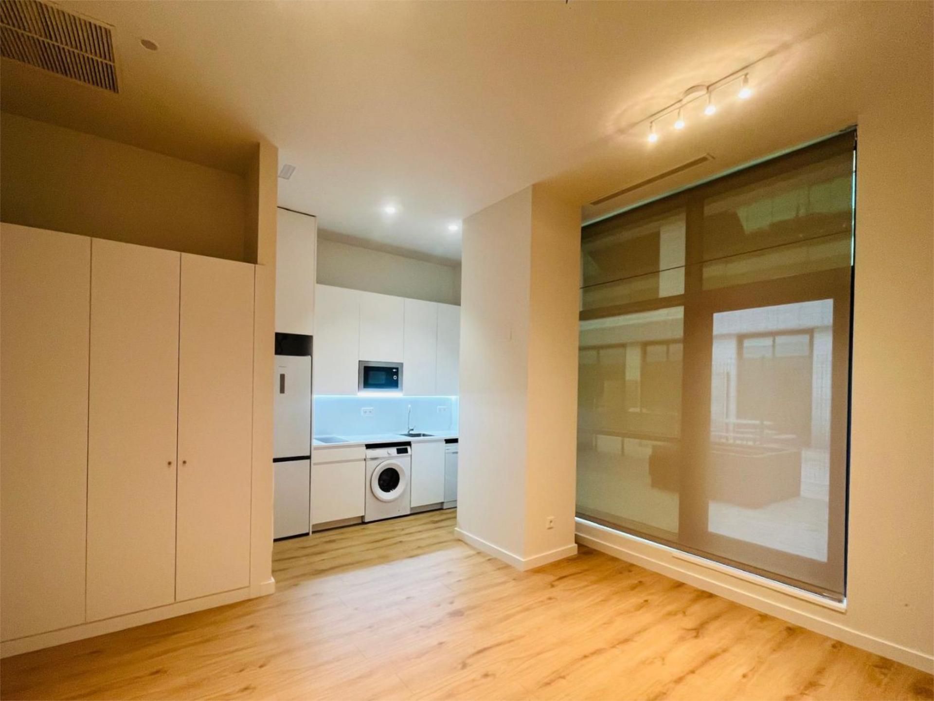 Exterior view of Loft to rent in San Sebastián de los Reyes  with Air Conditioner, Heating and Terrace