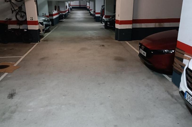 Garage to rent in Calle Benjamín de Tudela, 44, Mendebaldea - Ermitagaña, Pamplona / Iruña - image 1 Photo 1 of Garage to rent in Calle Benjamín de Tudela, 44, Mendebaldea - Ermitagaña, Pamplona / Iruña