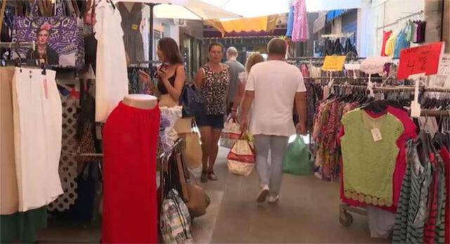 Local comercial en Alquiler en Parque Alcosa