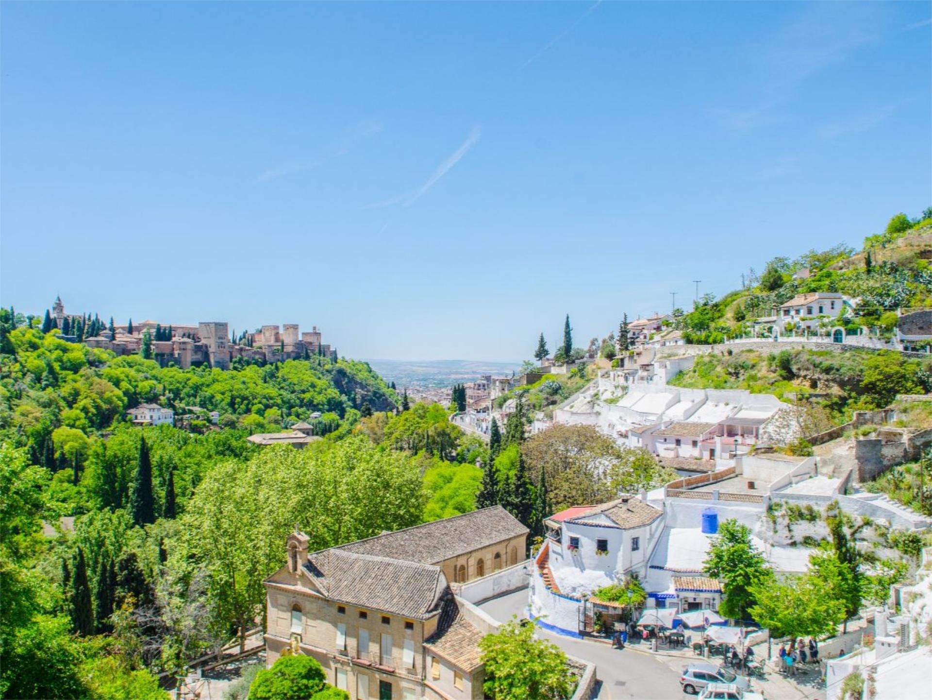 Exterior view of Flat for sale in  Granada Capital  with Air Conditioner, Heating and Storage room