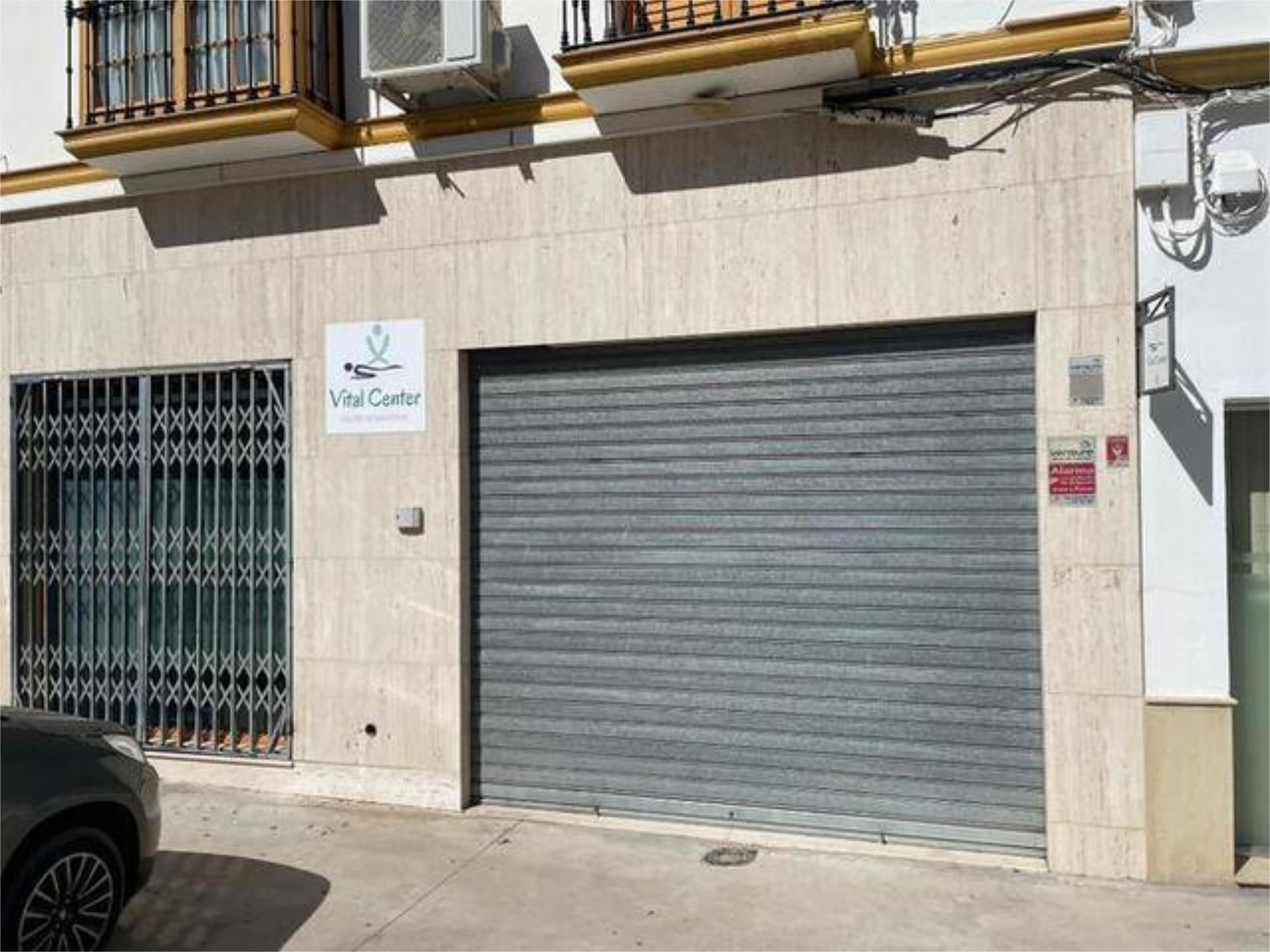 Vista exterior de Local de lloguer en Olvera amb Aire condicionat