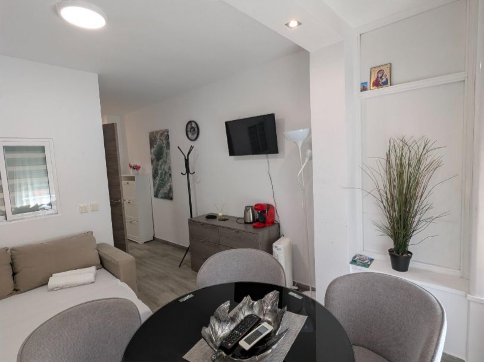 Living room of Flat to rent in Torremolinos  with Air Conditioner, Heating and Swimming Pool