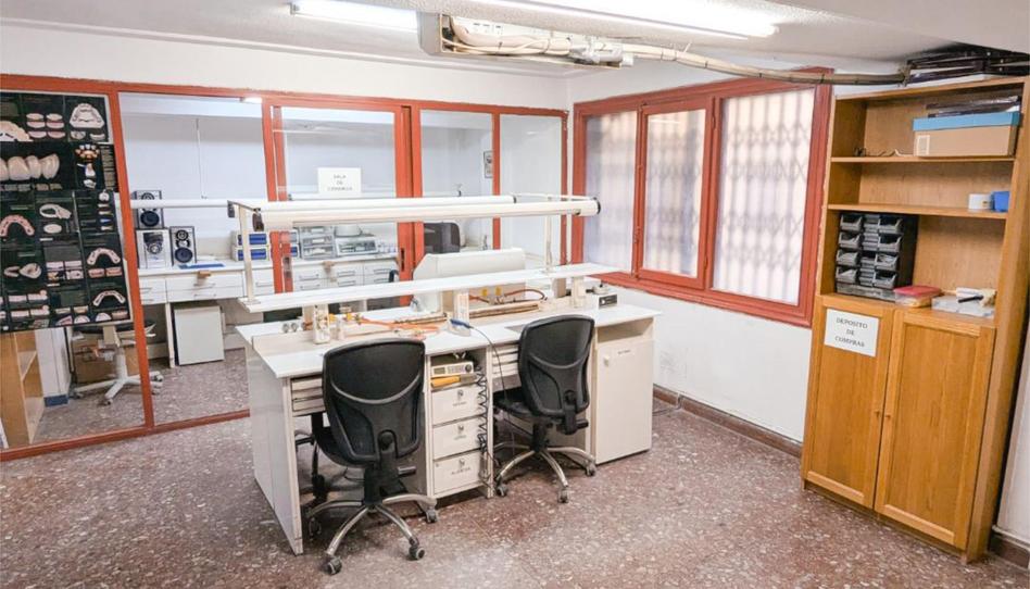 Foto 1 de Oficina en venda a Calle de Iturrama, 1, Iturrama, Navarra