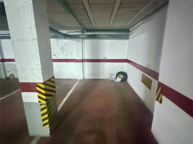 Garaje en Venta en Calle Pedro Salinas, 7 en Tiro de Línea