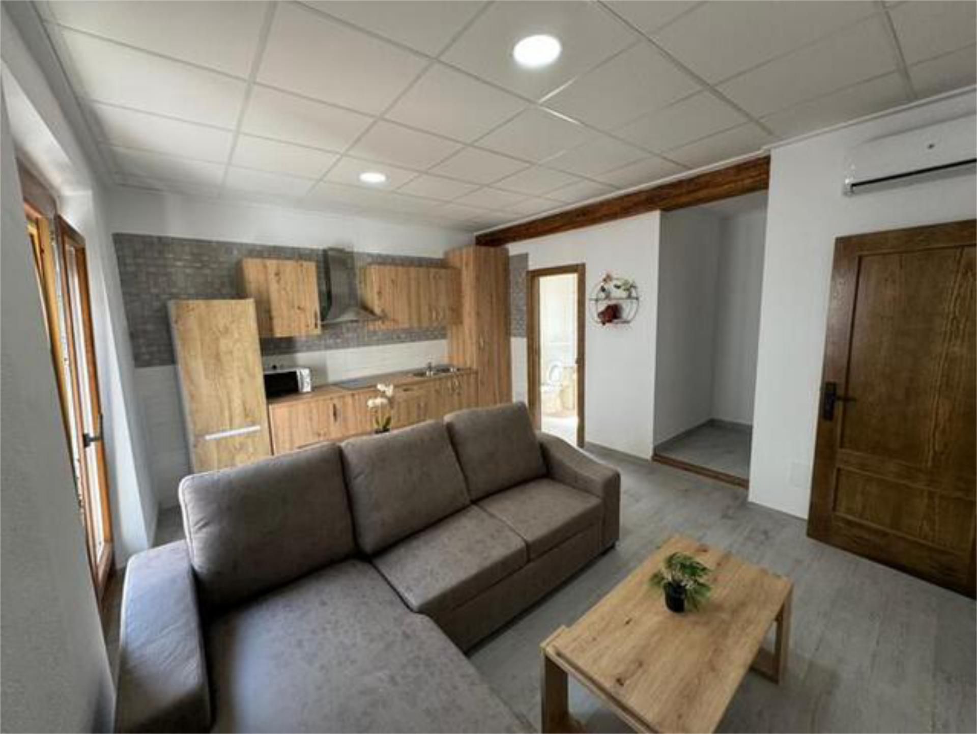 Sala de estar de Piso de alquiler en Vélez-Blanco con Calefacción, Amueblado y Se aceptan mascotas