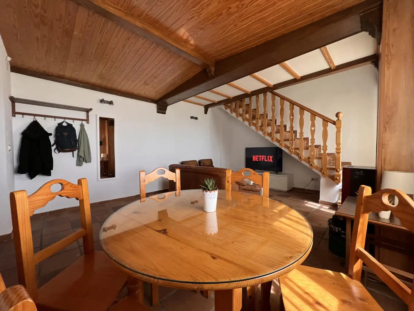 Casa adosada en venda a Urbanizacion Solynieve, 21, Zona media Sala d'estar de Casa adosada en venda en Sierra Nevada amb Calefacció, Moblat i Aparcament comunitari