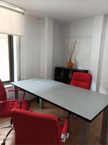 Oficina en Alquiler en Barrio del Centro