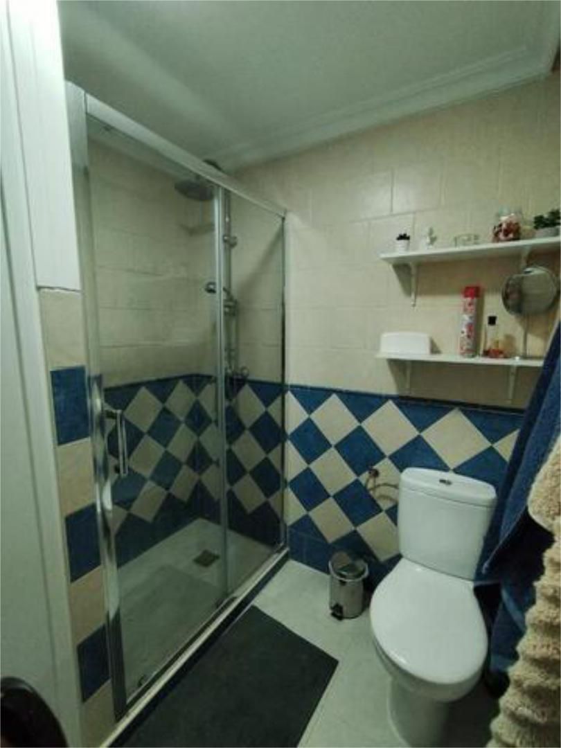 Bathroom of Flat for sale in Lebrija  with Terrace