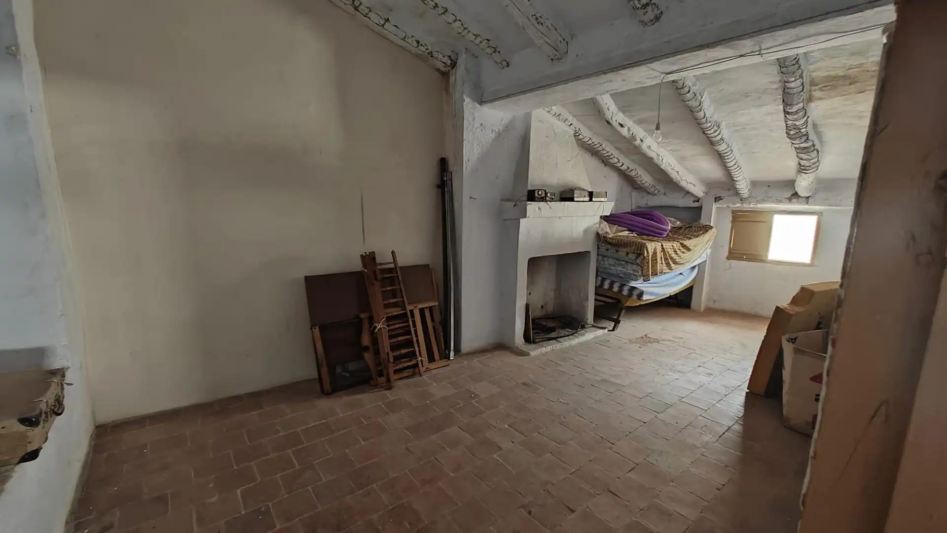 Casa adosada en venda a Calle Cervantes, 3, Elche de la Sierra Casa adosada en venda en Elche de la Sierra amb Terrassa