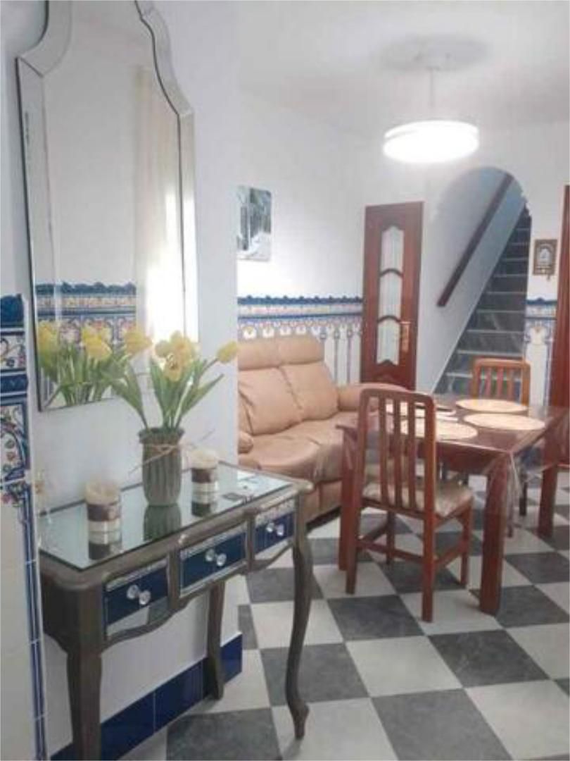 Sala de estar de Apartamento de alquiler en Medina Sidonia con Terraza y Amueblado