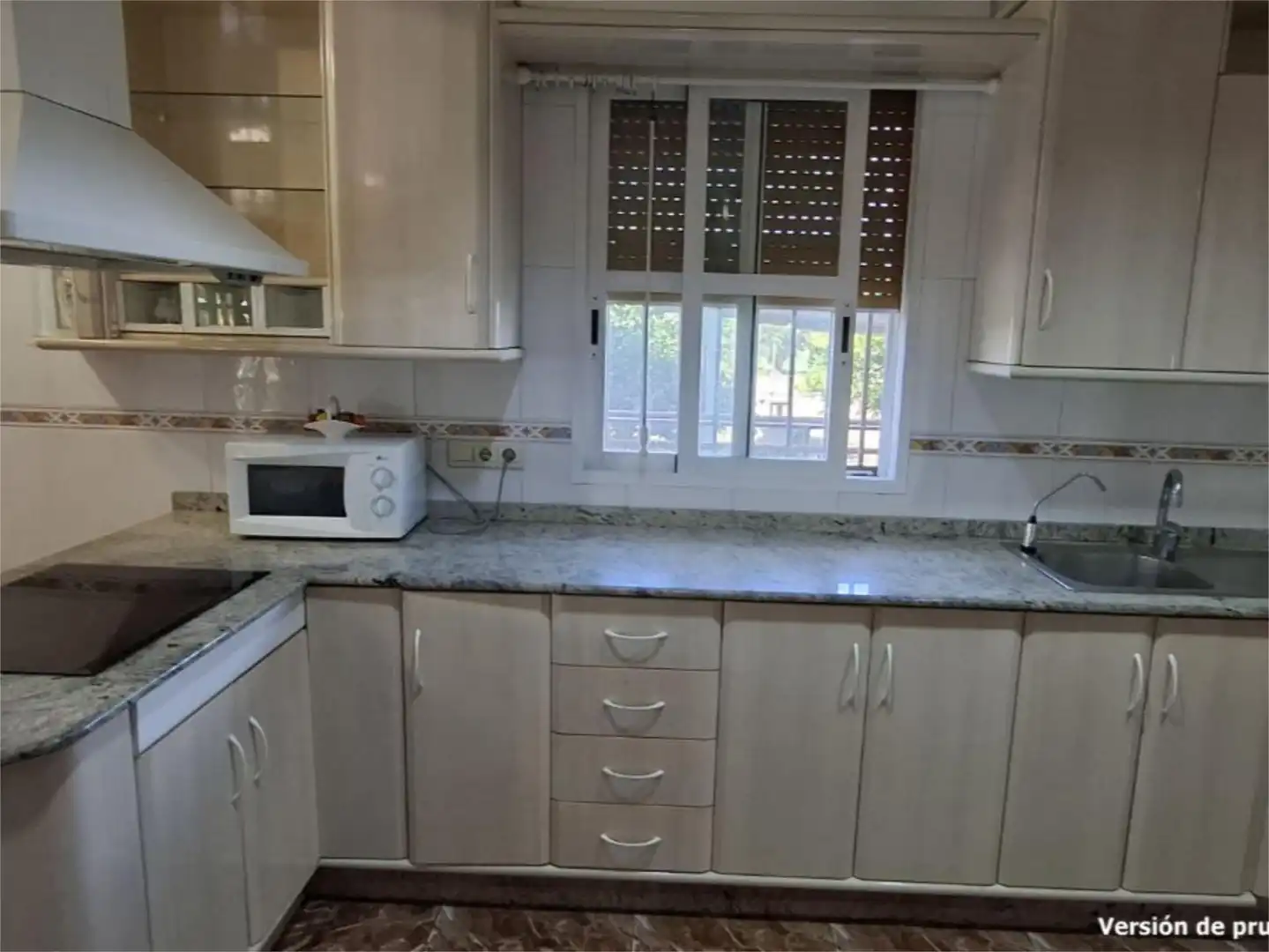 Piso en venta en Avenida de la Libertad, 149, Casillas Cocina de Piso en venta en Murcia con Aire acondicionado, Calefacción y Jardín privado