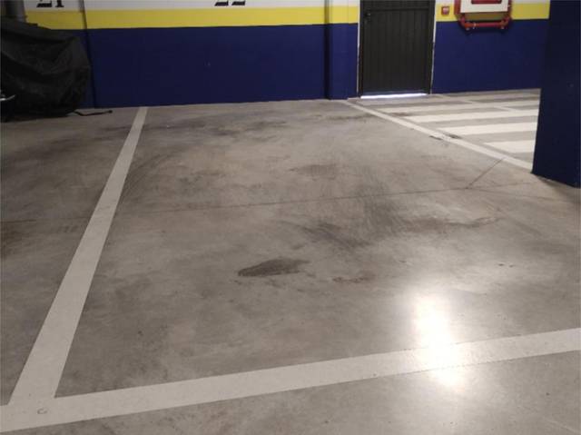 Garaje en Alquiler en Avenida de Madrid, 30 en Urb. Belvalle