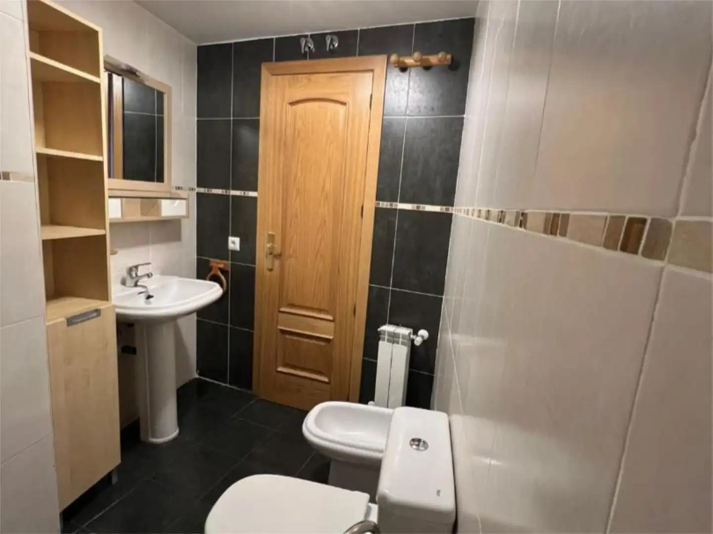 Piso en venta en Calle de Manuel Gómez Moreno, 2, Universidad Baño de Piso en venta en Ávila Capital con Terraza