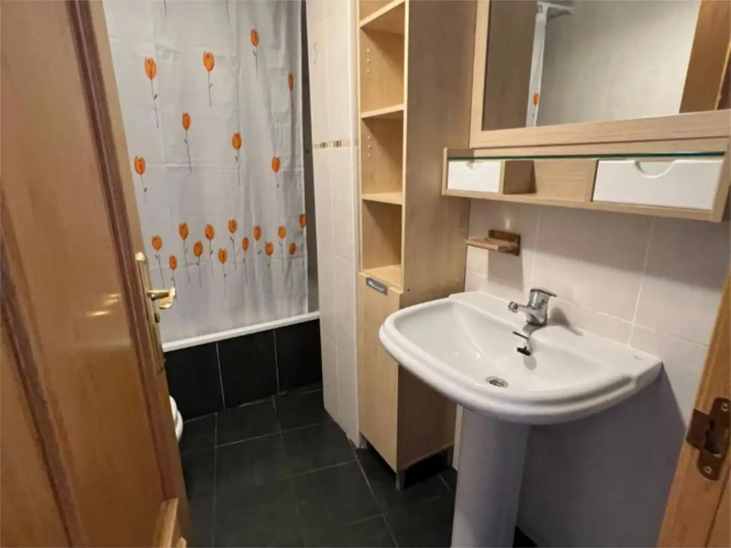 Piso en venta en Calle de Manuel Gómez Moreno, 2, Universidad Baño de Piso en venta en Ávila Capital con Terraza