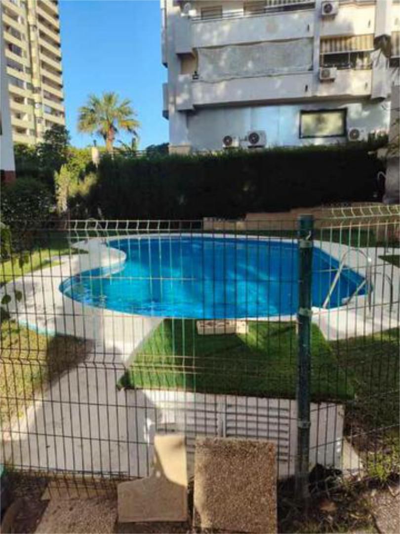 Piscina de Piso de alquiler en Roquetas de Mar