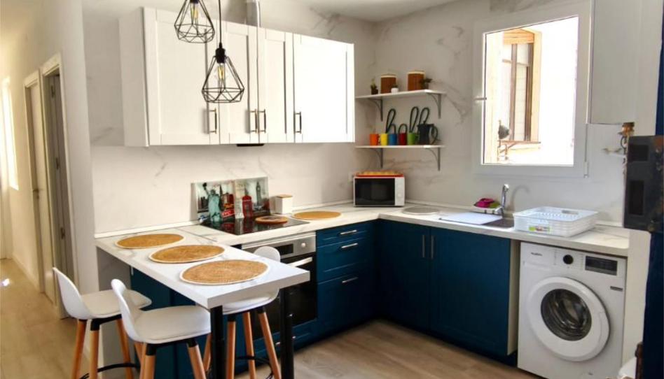 Pis per a compartir a Calle Capitán Méndez Vigo, 26, Santo Tomás, Ávila - imatge 1 Foto 1 de Pis per a compartir a Calle Capitán Méndez Vigo, 26, Santo Tomás, Ávila