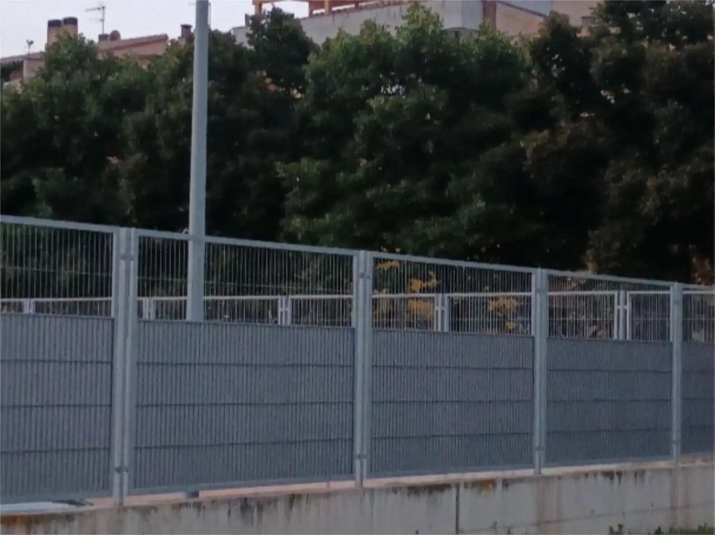 Pis en venda a Passeig del Marquès de Camps, 67, Maçana Vista exterior de Pis en venda en Salt amb Aire condicionat, Terrassa i Balcó