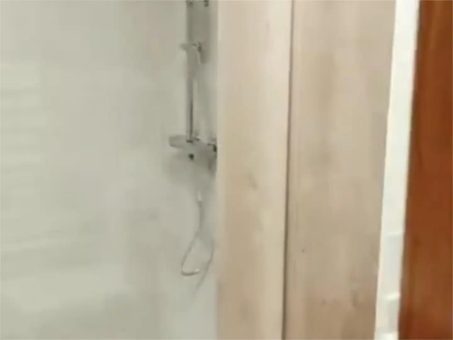 Pis en venda a Passeig del Marquès de Camps, 67, Maçana Bany de Pis en venda en Salt amb Aire condicionat, Terrassa i Balcó