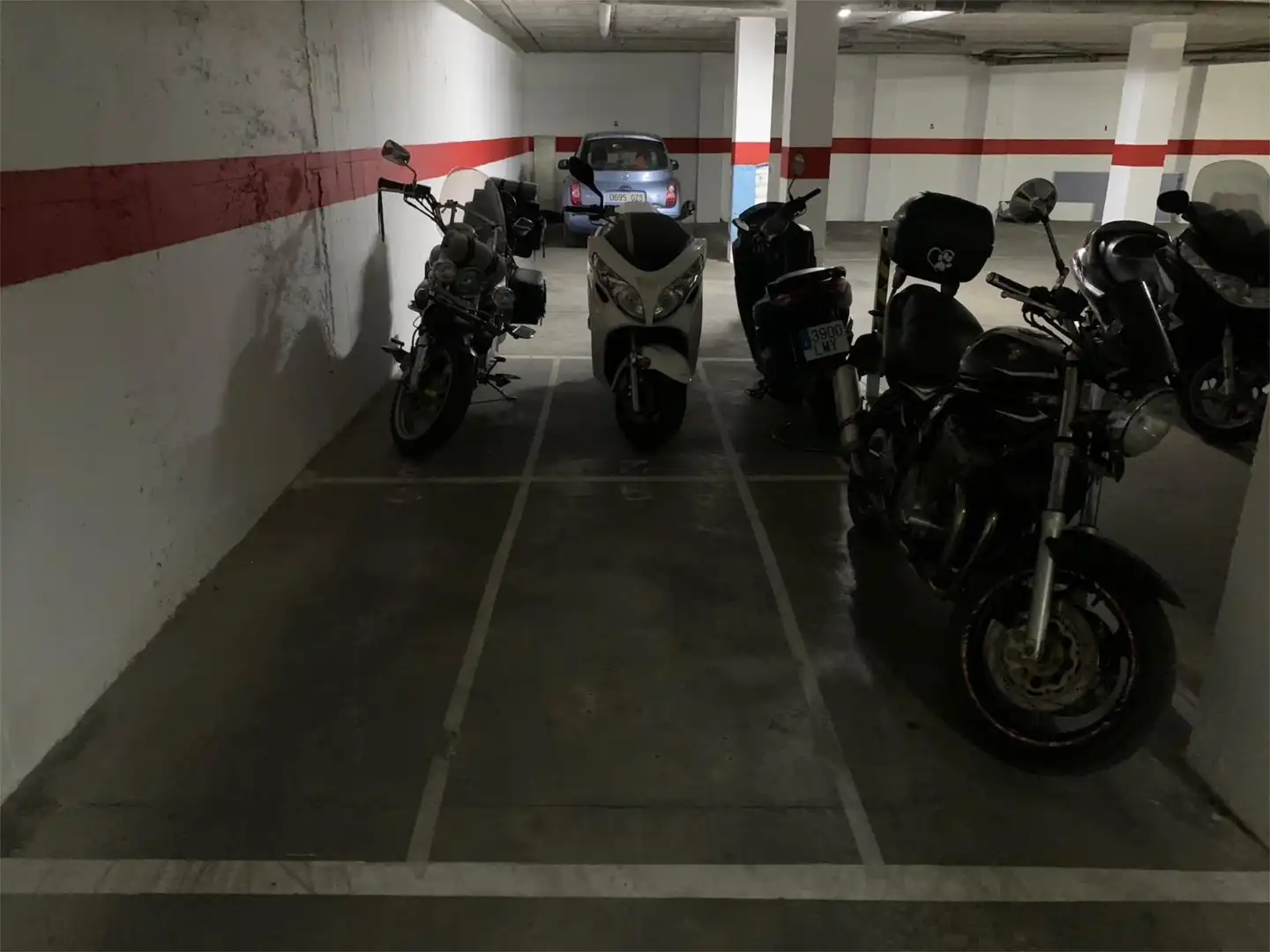 Parkplatz von Garage zur Miete in Badajoz