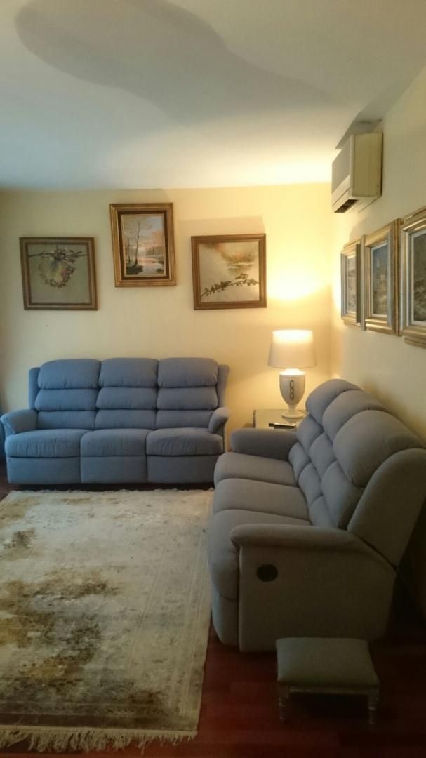 Living room of Flat for sale in  Barcelona Capital  with Heating, Private garden and Parquet flooring