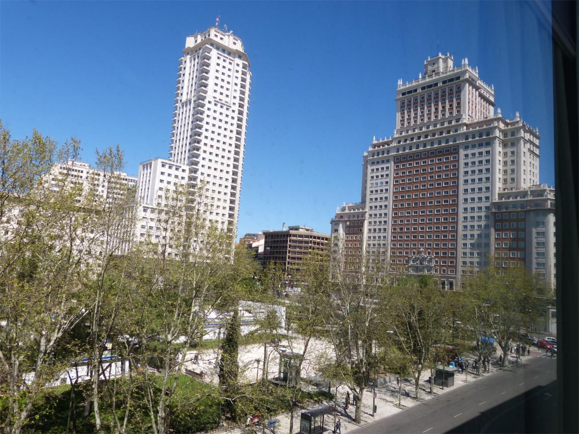 Exterior view of Flat to rent in  Madrid Capital  with Air Conditioner, Heating and Parquet flooring