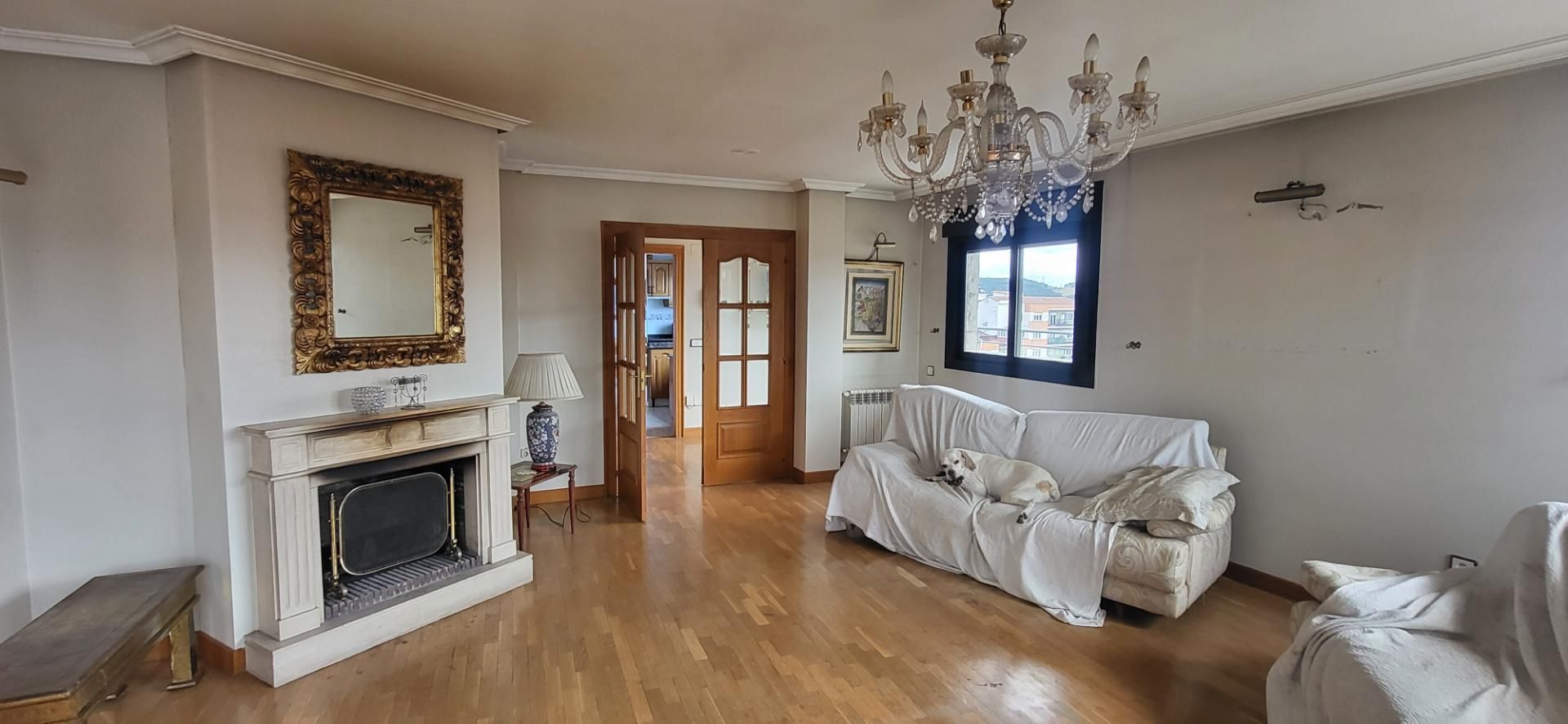 Sala d'estar de Pis de lloguer en Avilés amb Calefacció, Parquet i Terrassa
