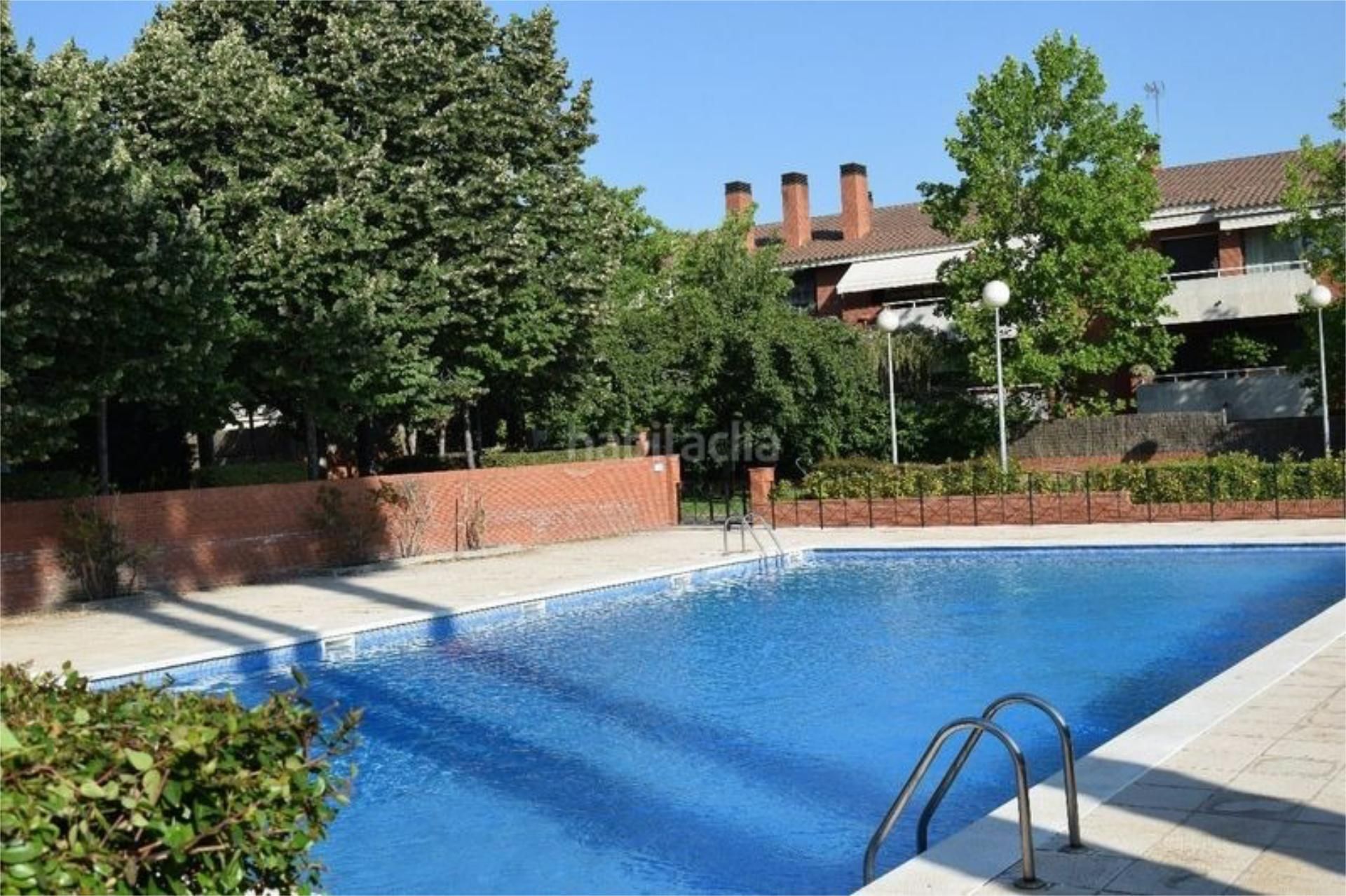 Swimming pool of Attic to rent in Sant Cugat del Vallès  with Air Conditioner and Swimming Pool