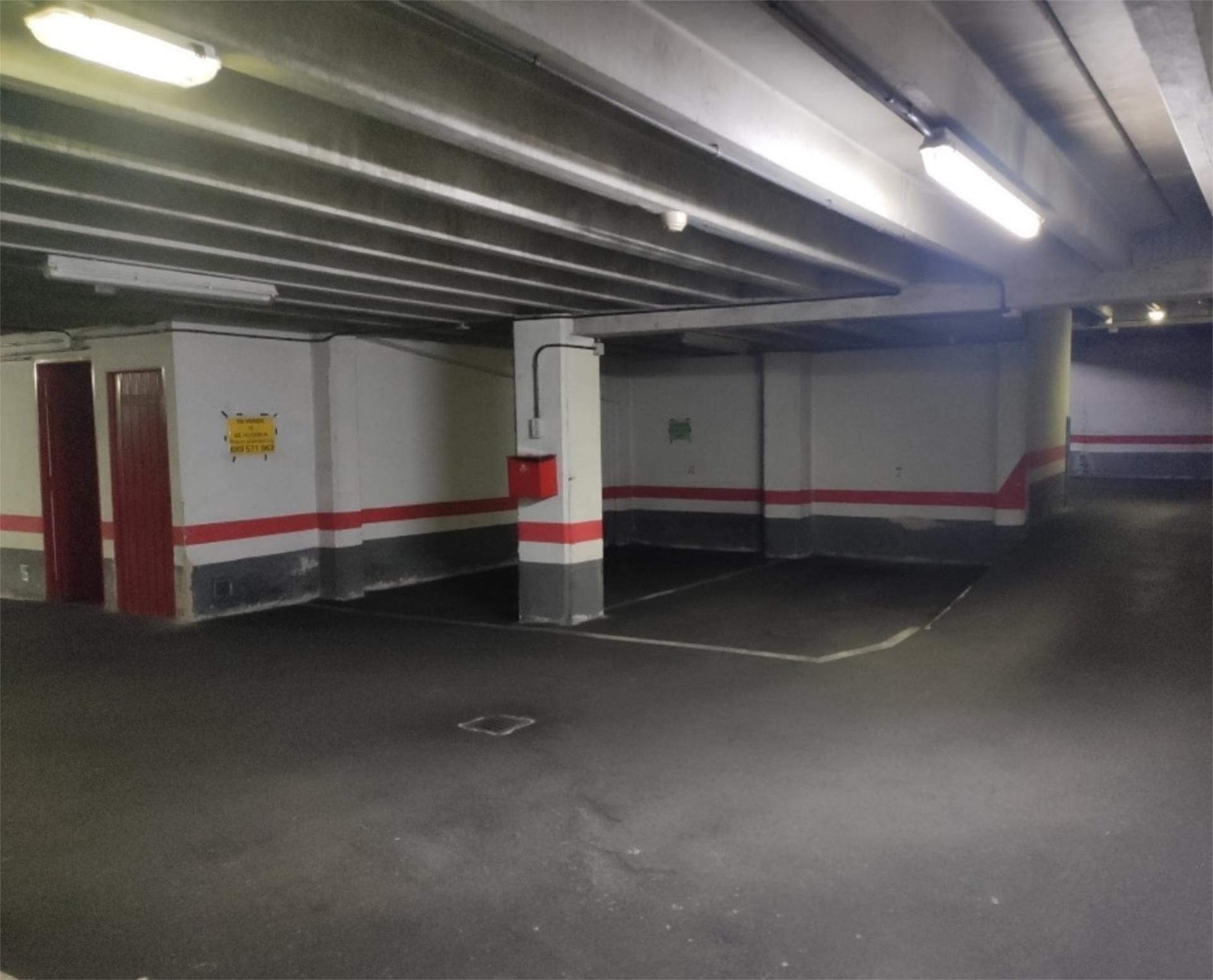 Parking of Garage to rent in Oviedo 