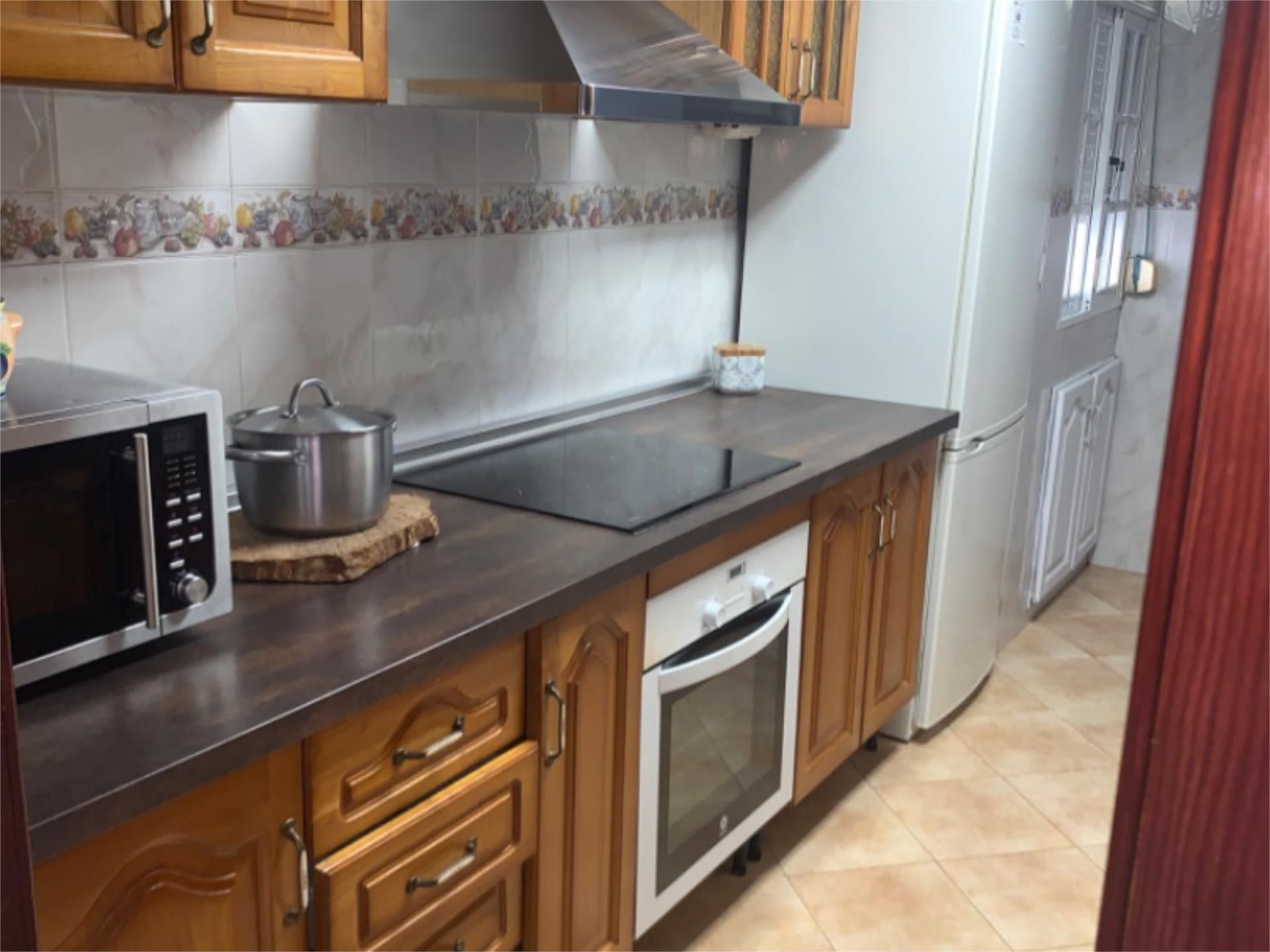 Kitchen of Flat for sale in Alcalá de los Gazules  with Air Conditioner, Terrace and Swimming Pool