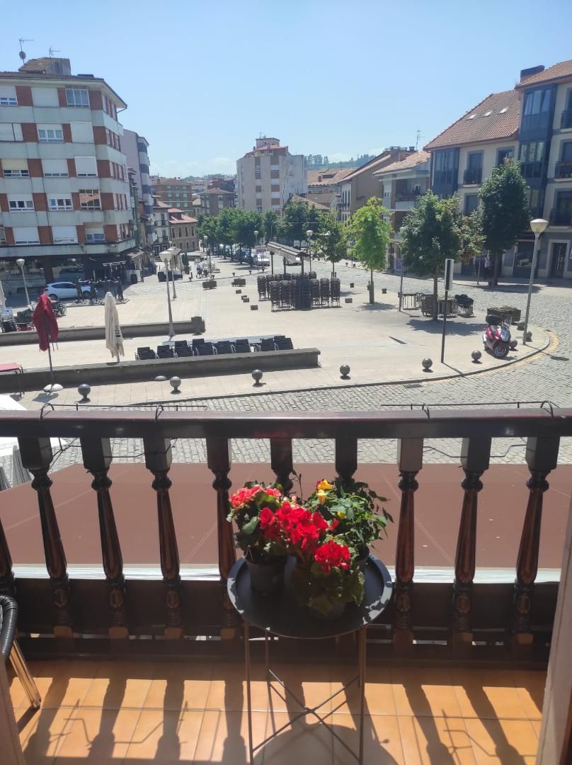 Terraza de Piso de alquiler en Siero con Calefacción, Parquet y Terraza