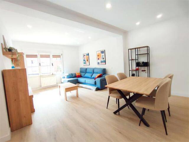 Piso en Alquiler en Fozaneldi - Tenderina