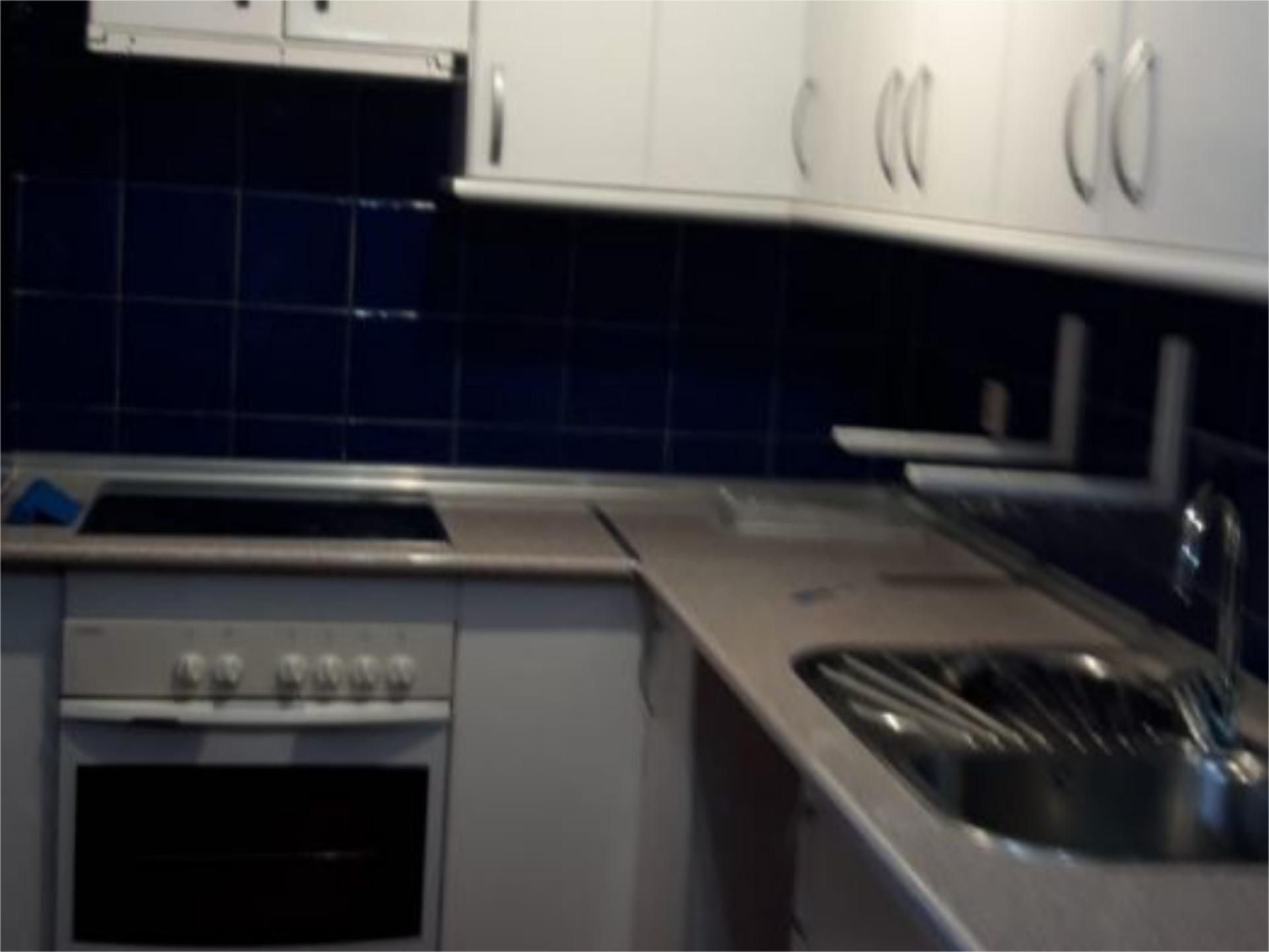 Cuina de Pis de lloguer en  Madrid Capital amb Parquet, Terrassa i Traster