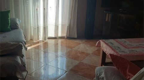Piso en venta en Avinguda 9 D'octubre, 144, Nuevo Centro, Sagunto / Sagunt - imagen 2 Foto 2 de Piso en venta en Avinguda 9 D'octubre, 144, Nuevo Centro, Sagunto / Sagunt