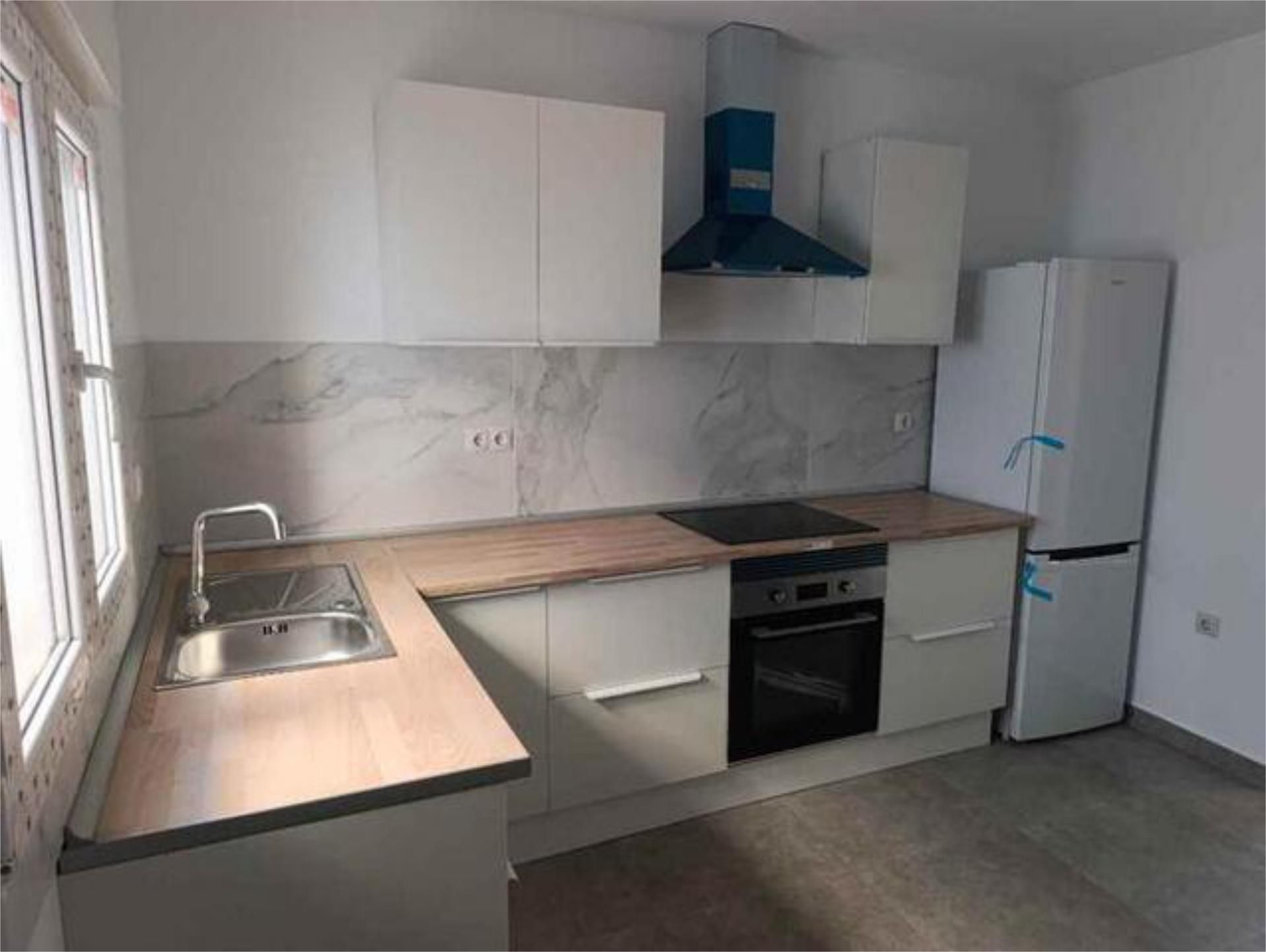 Cocina de Apartamento de alquiler en  Murcia Capital con Jardín privado, Terraza y Amueblado