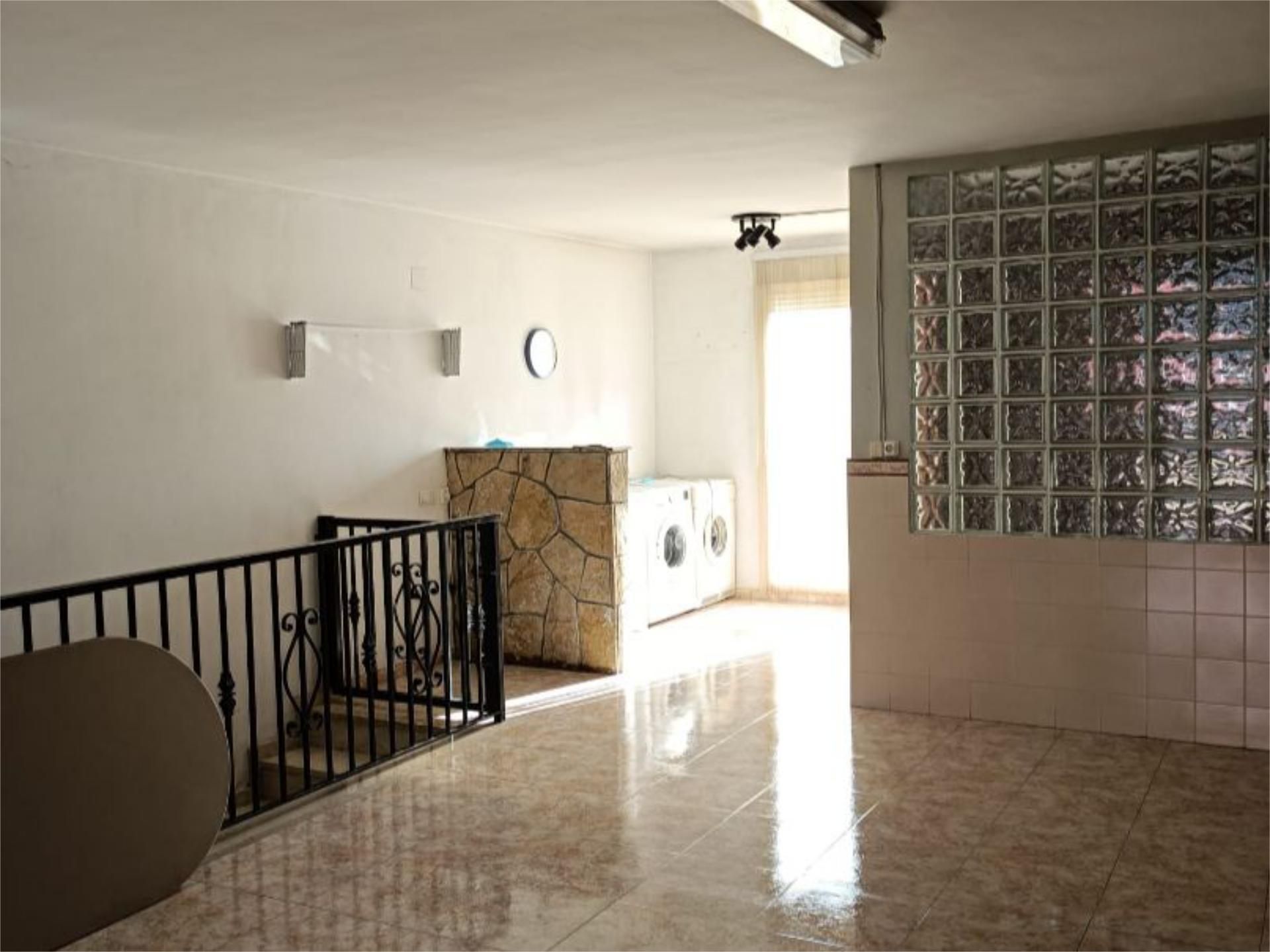Single-family semi-detached to rent in Borriol  with Terrace, Storage room and Furnished