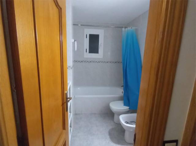 Piso en Alquiler en Carrer Miquel Servet, 3 en Torre Valentina - Mas Vilar de La Mutxada - Treumal