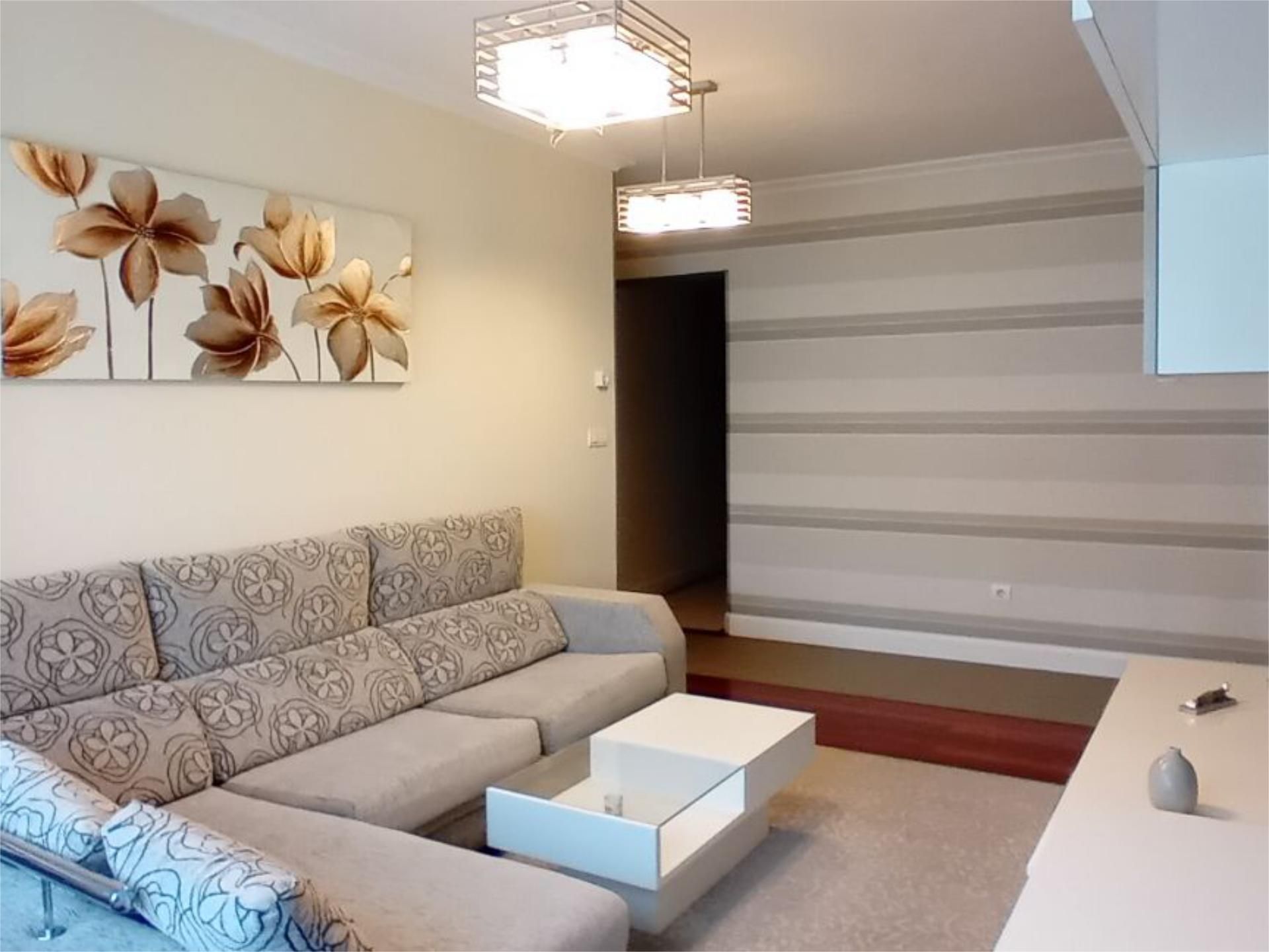 Sala de estar de Piso en venta en Bilbao  con Calefacción, Amueblado y Balcón