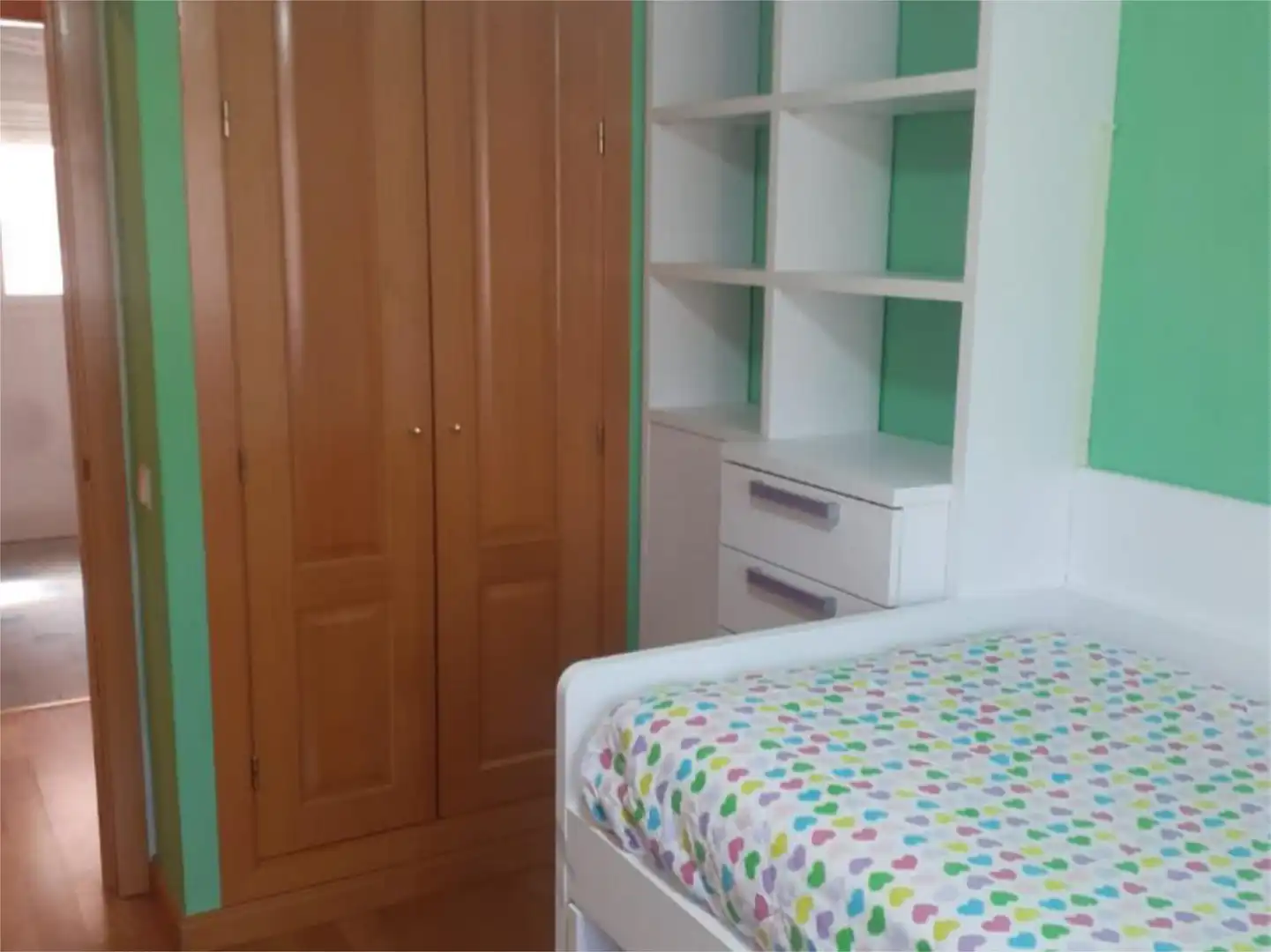 Schlafzimmer von Wohnung zur Miete in Cuenca mit Heizung, Parkett und Schwimmbad
