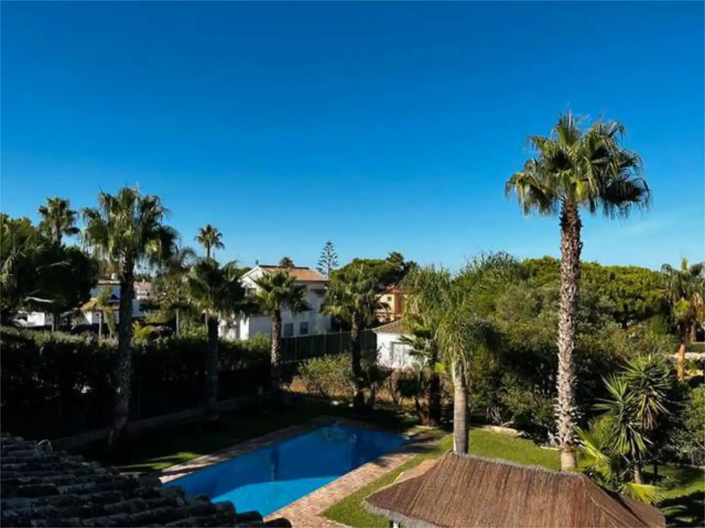 Casa adosada en venda a Roche Jardí de Casa adosada en venda en Conil de la Frontera amb Calefacció, Jardí privat i Terrassa